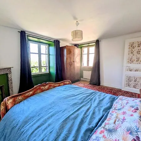 Maison à Périgord Hébergement de vacances Génis